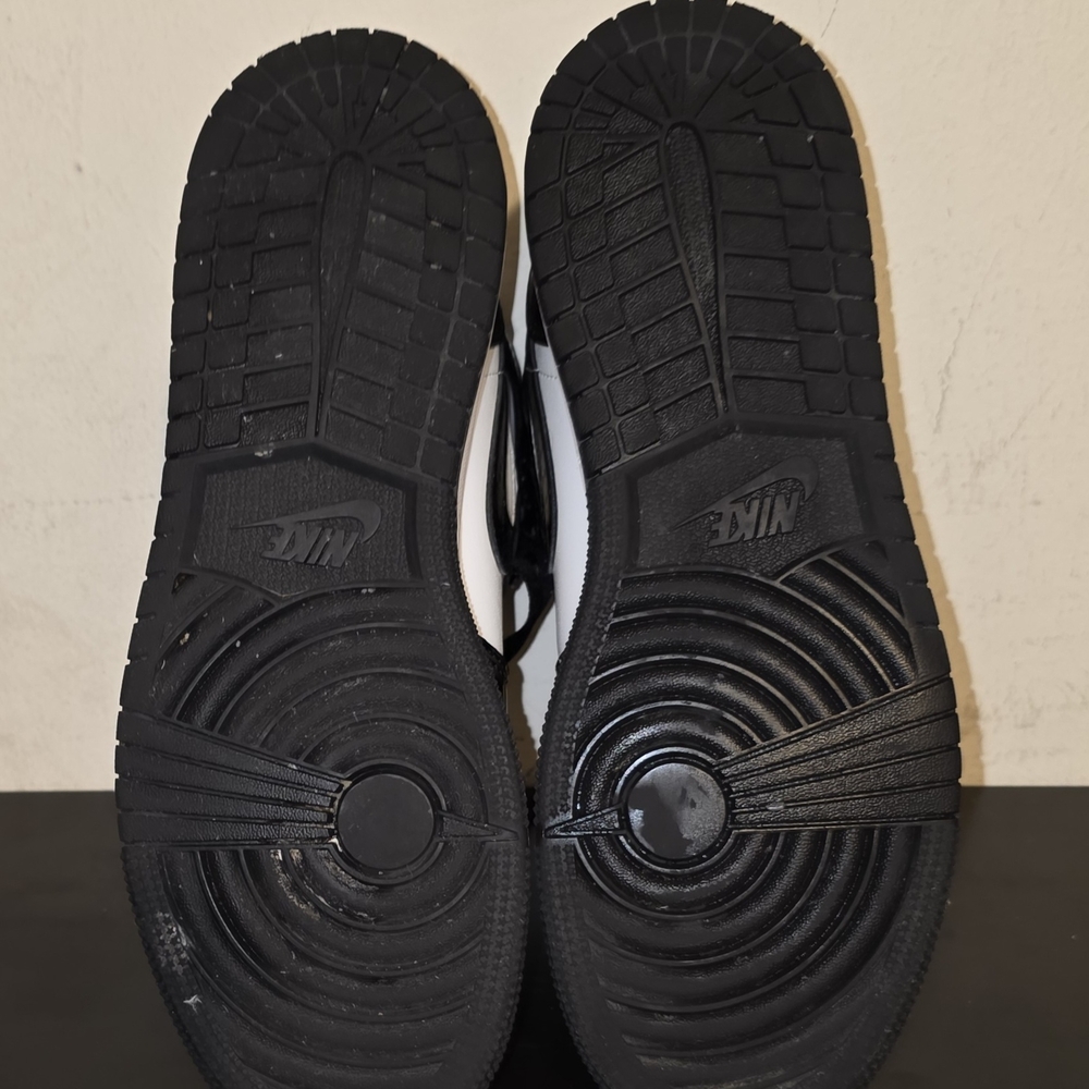Nike Air Jordan 1 Mid SE All-Star Carbon Fiber (GS) 6.5Y - Picture 5 of 15